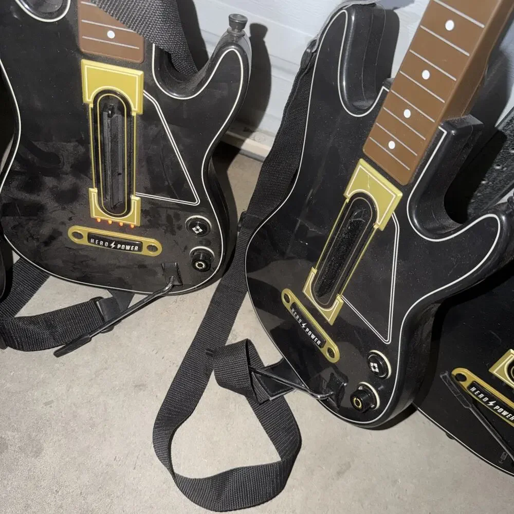 Lot of 5 Activision Guitar Hero Power Wireless Guitar Xbox 360/PS3 3 With Straps
